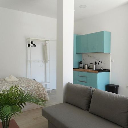 Casa De Huespedes Carabanchel1 Hotell Madrid Eksteriør bilde